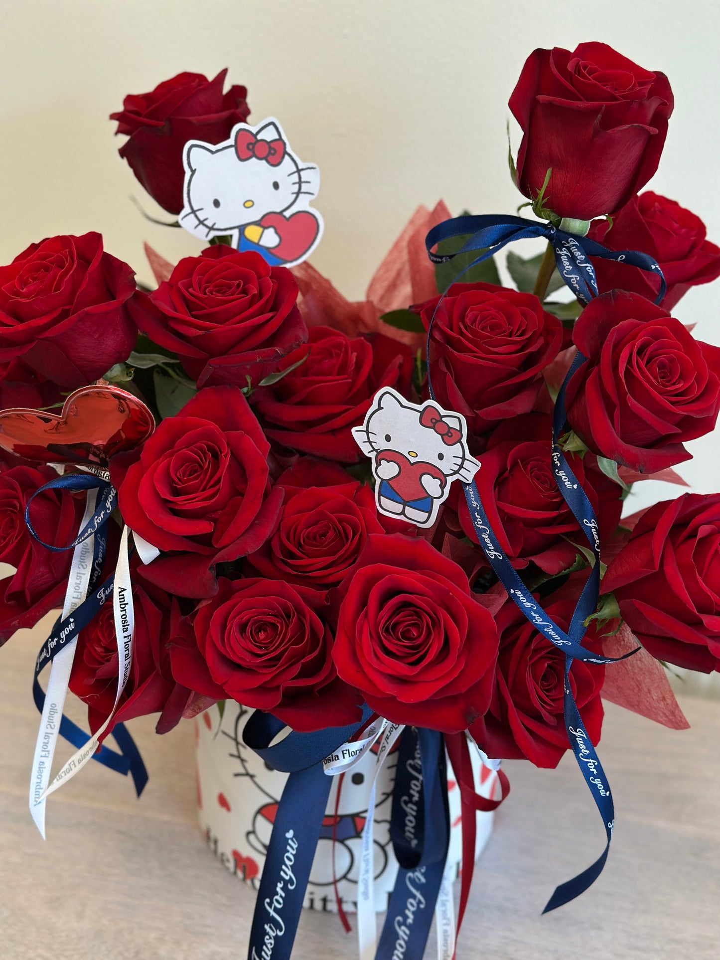 Hello Kitty Red Rose Box