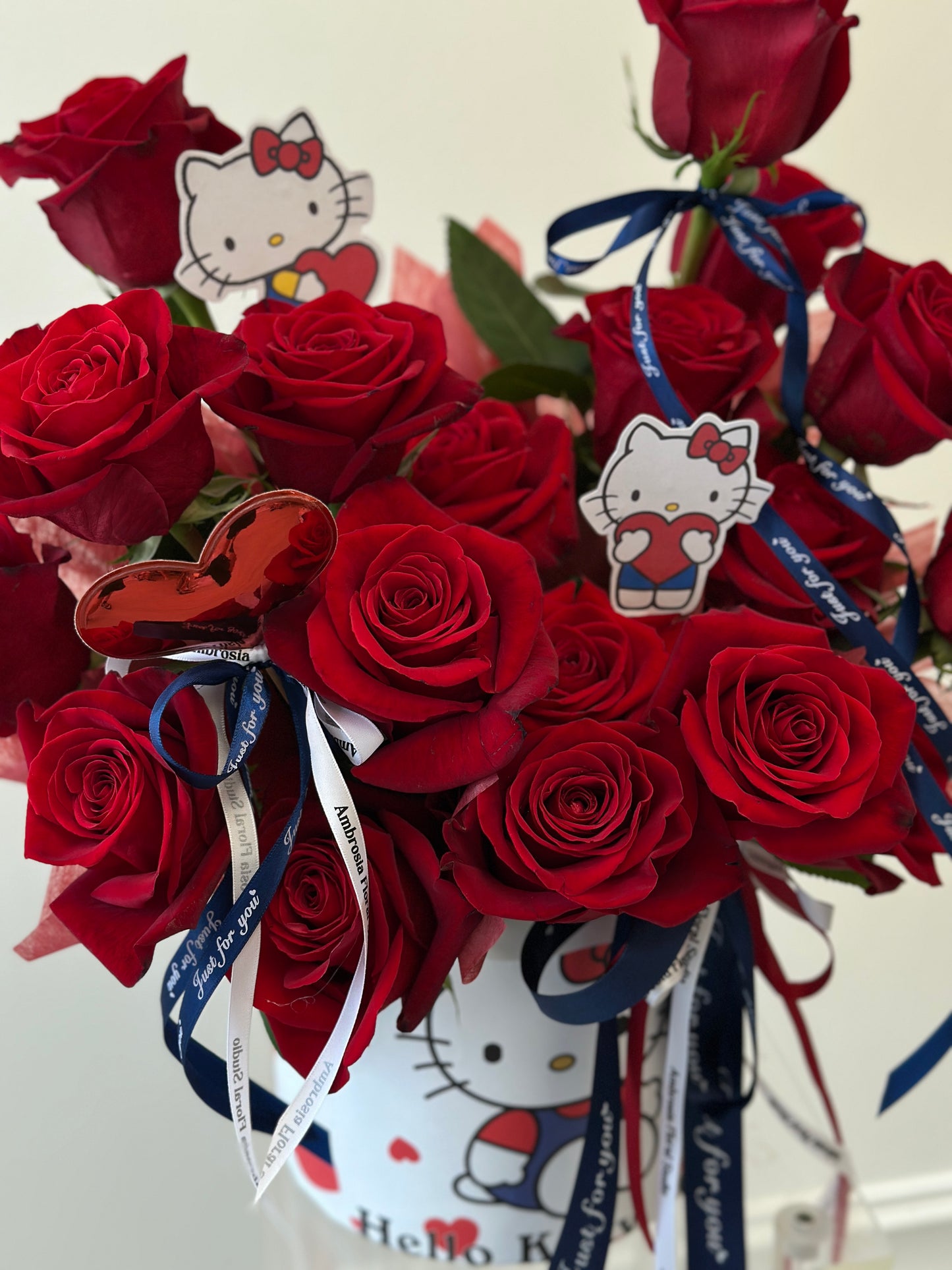 Hello Kitty Red Rose Box