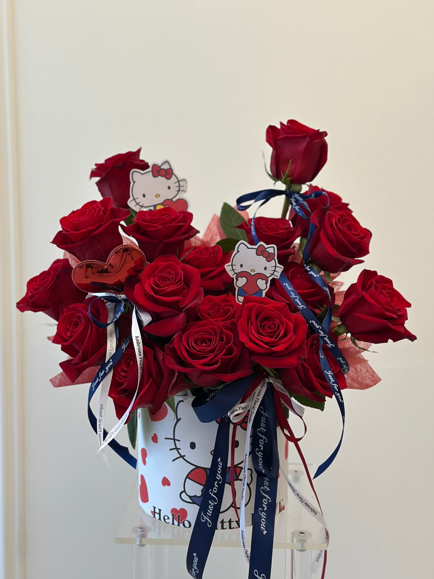 Hello Kitty Red Rose Box