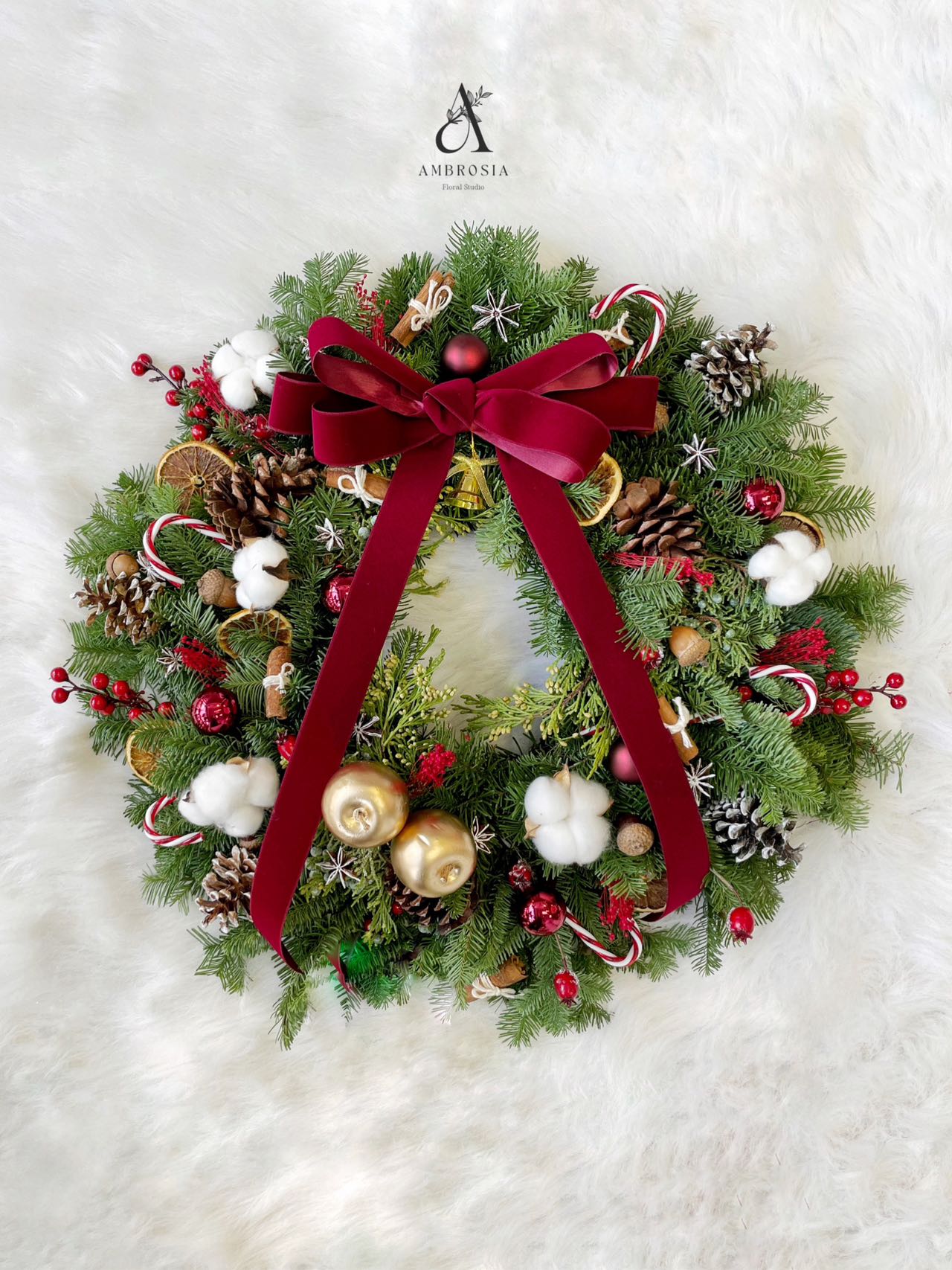 Festival Pine Delight Wreath 95 135