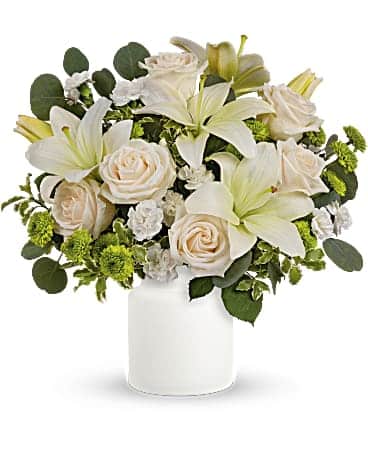 Teleflora’sEternallyElegantBouquetPM
