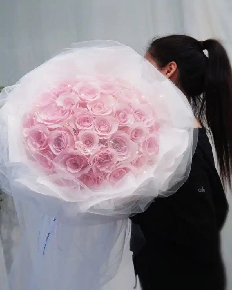 WHITE CHIFFON PINK ROSE BOUQUET 2