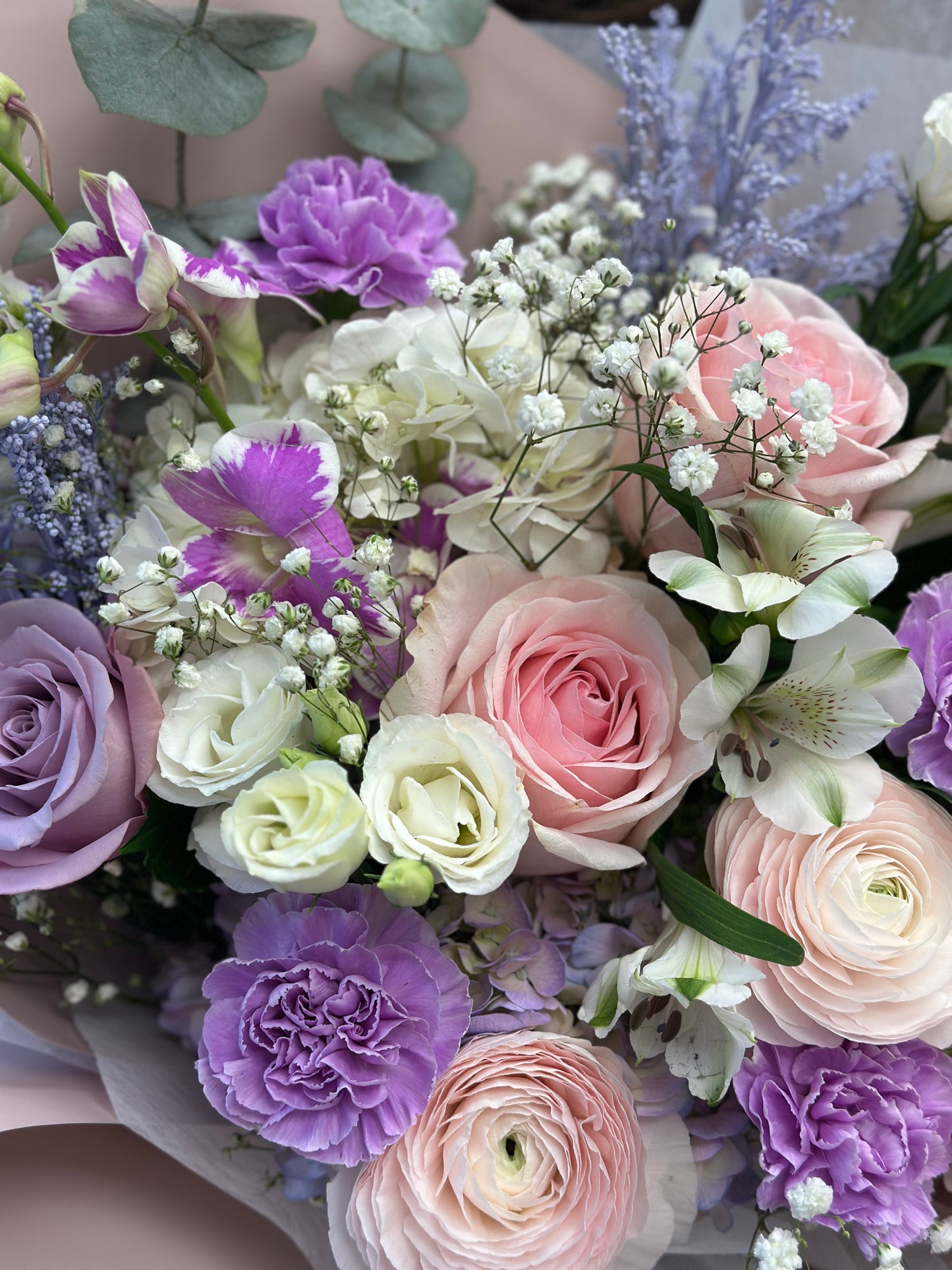 2025 Mother's Day Premium Bouquet - Her Gentle Strength