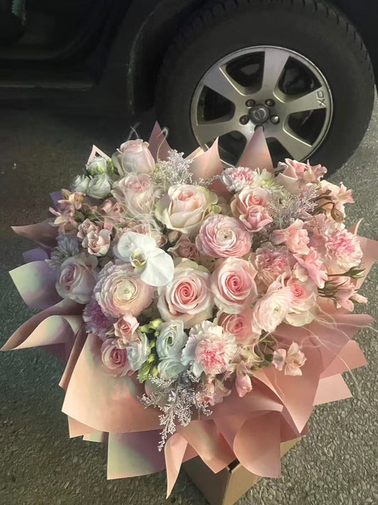 Mixed Heart Bouquet -Pink Please