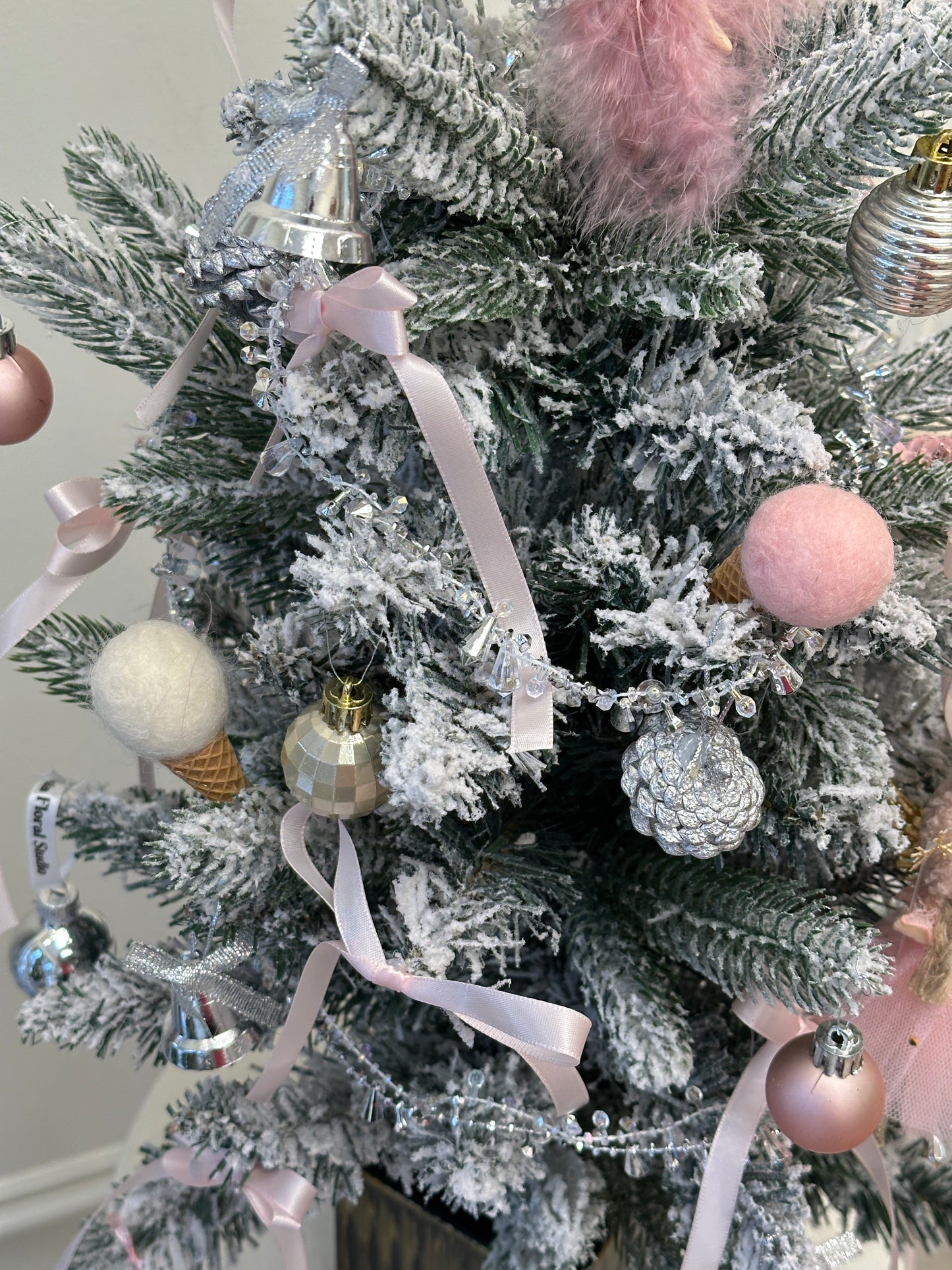 2025 Tabletop Christmas Tree 20Inch - Pink Dream