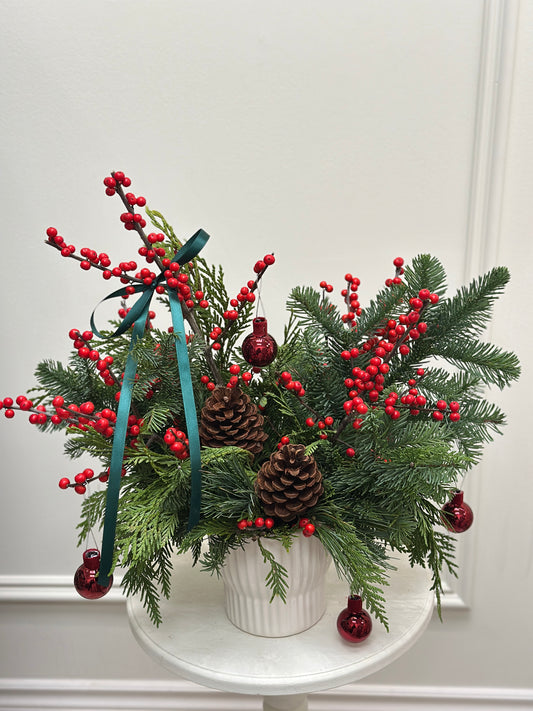 2025 Evergreen Holiday Cheer Centerpiece
