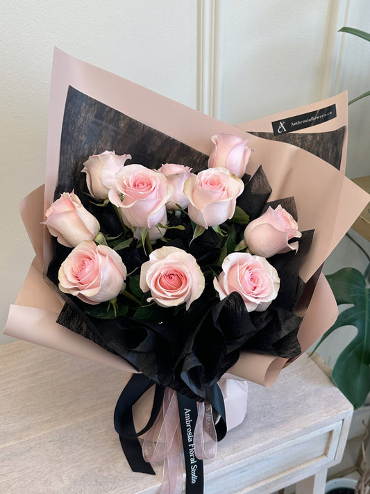 Black Pink Bouquet