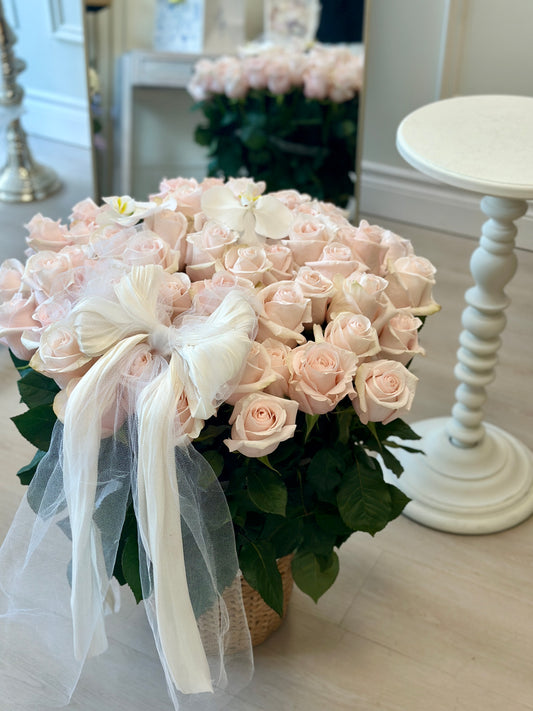 52 Roses in Basket