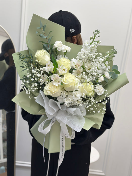 A All White Mixed Bouquet