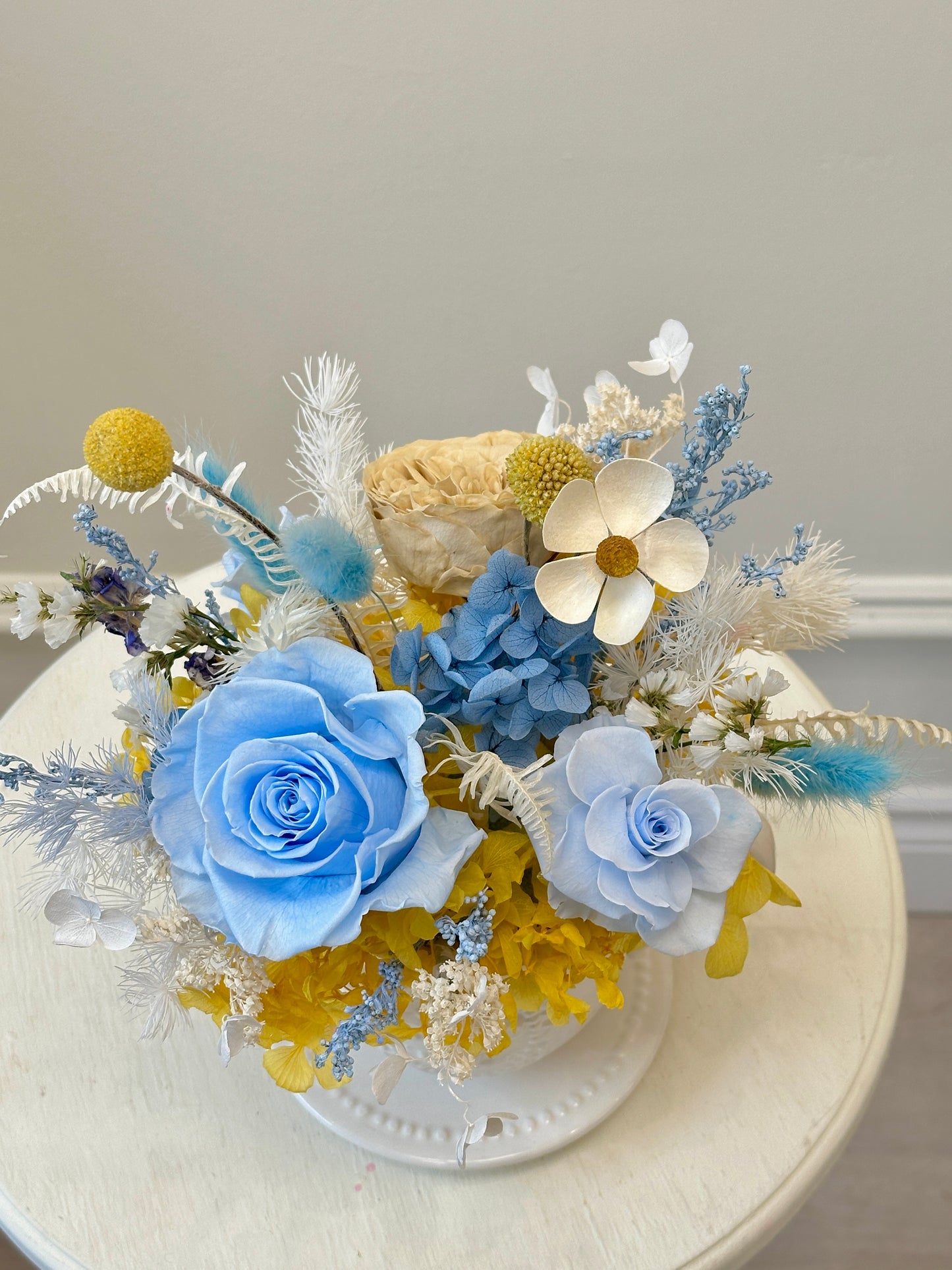 Blue Sky Garden – Preserved Flower Cup Arrangement