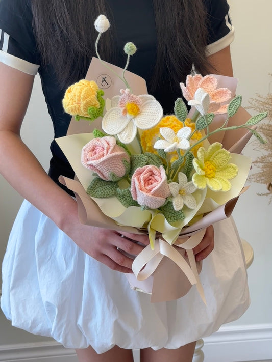 AFS Mixed Flower Crochet Bouquet - Elegant Bloom