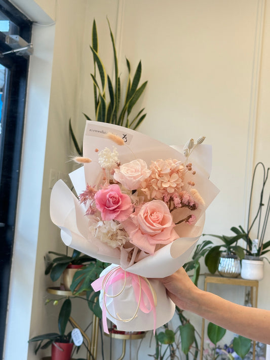 Preserved Flower Bouquet- Blush Whisper PInk and White