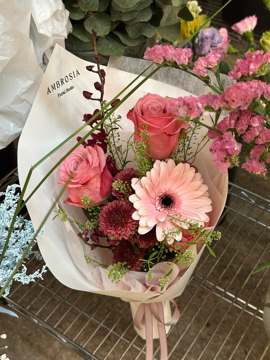 Mini Surprise Bouquet