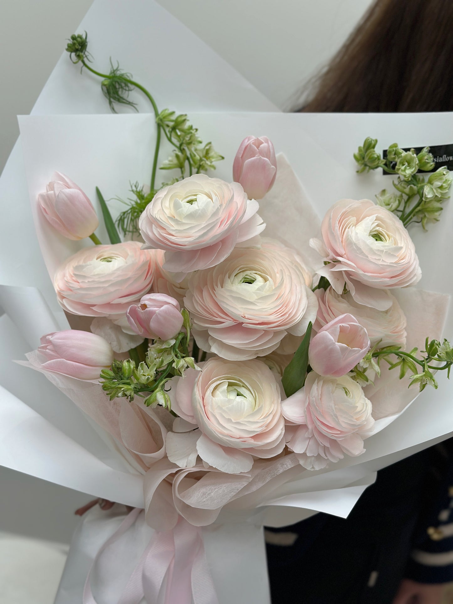 A Blush Ranunculus Garden – Luxury Dutch Ranunculus Bouquet