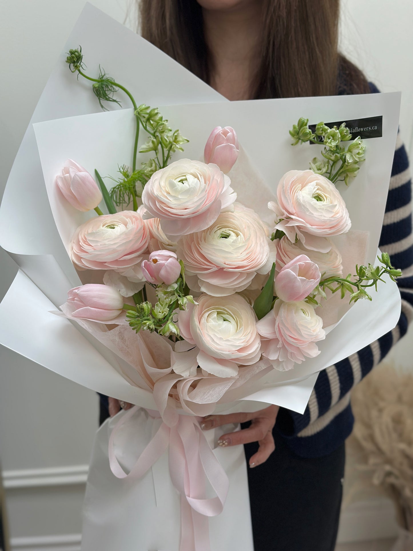 A Blush Ranunculus Garden – Luxury Dutch Ranunculus Bouquet