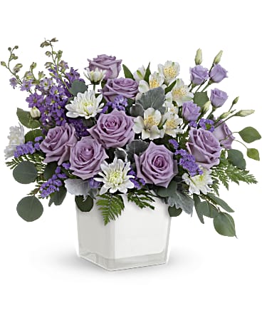 Teleflora&#8217;sHoneyLavenderBloomsBouquetPM