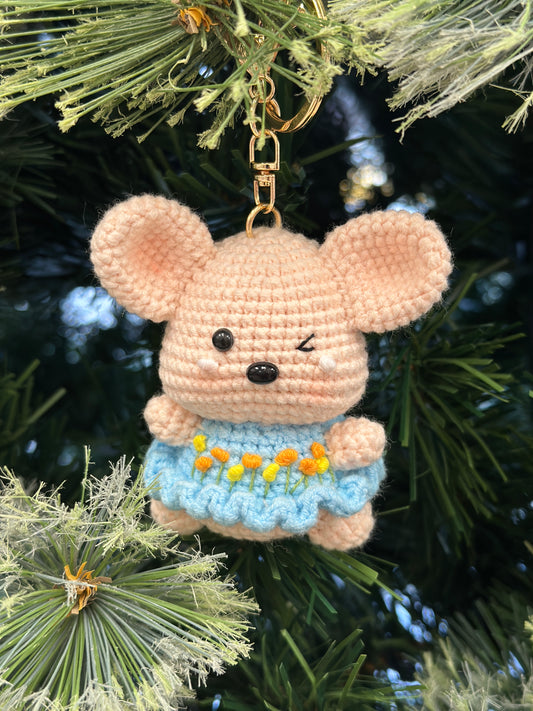 A Crochet Cream Mouse Ornament Keychain, Bag Charm, Car Hanger