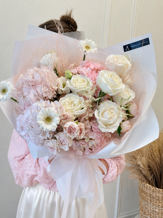 Qixi Blush Bouquet